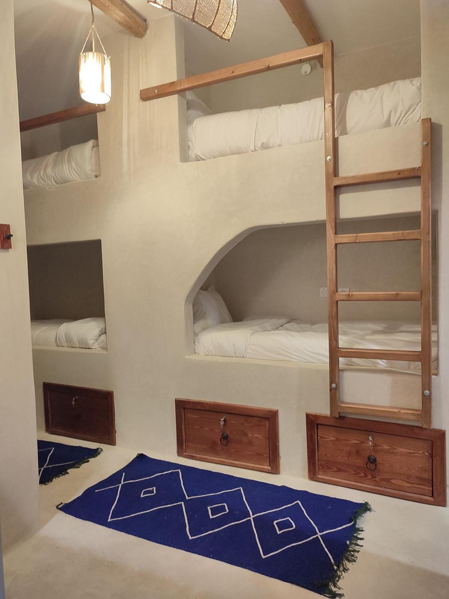 Private Room In Apartment Tov 타가주트 외부 사진