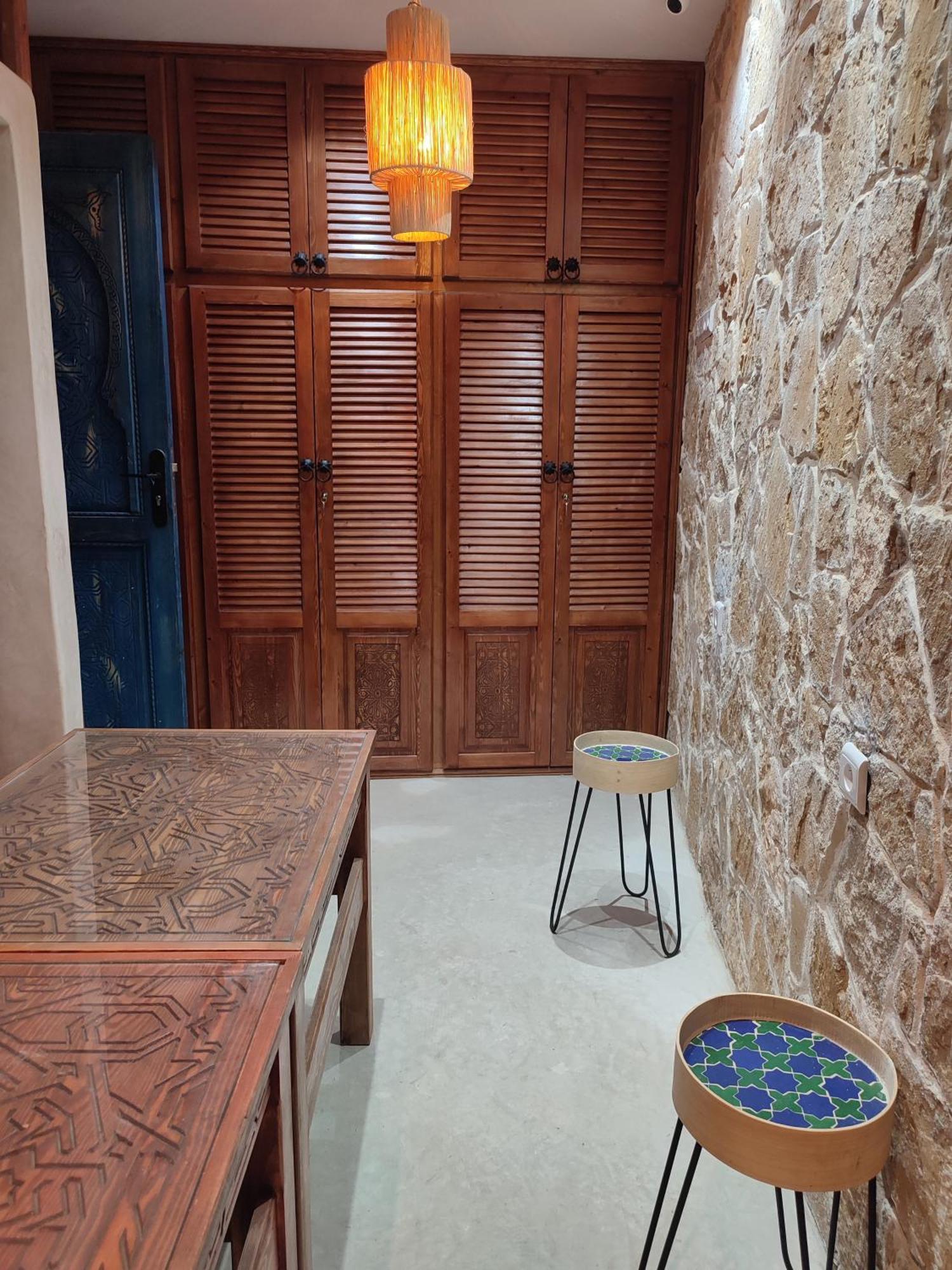 Private Room In Apartment Tov 타가주트 외부 사진