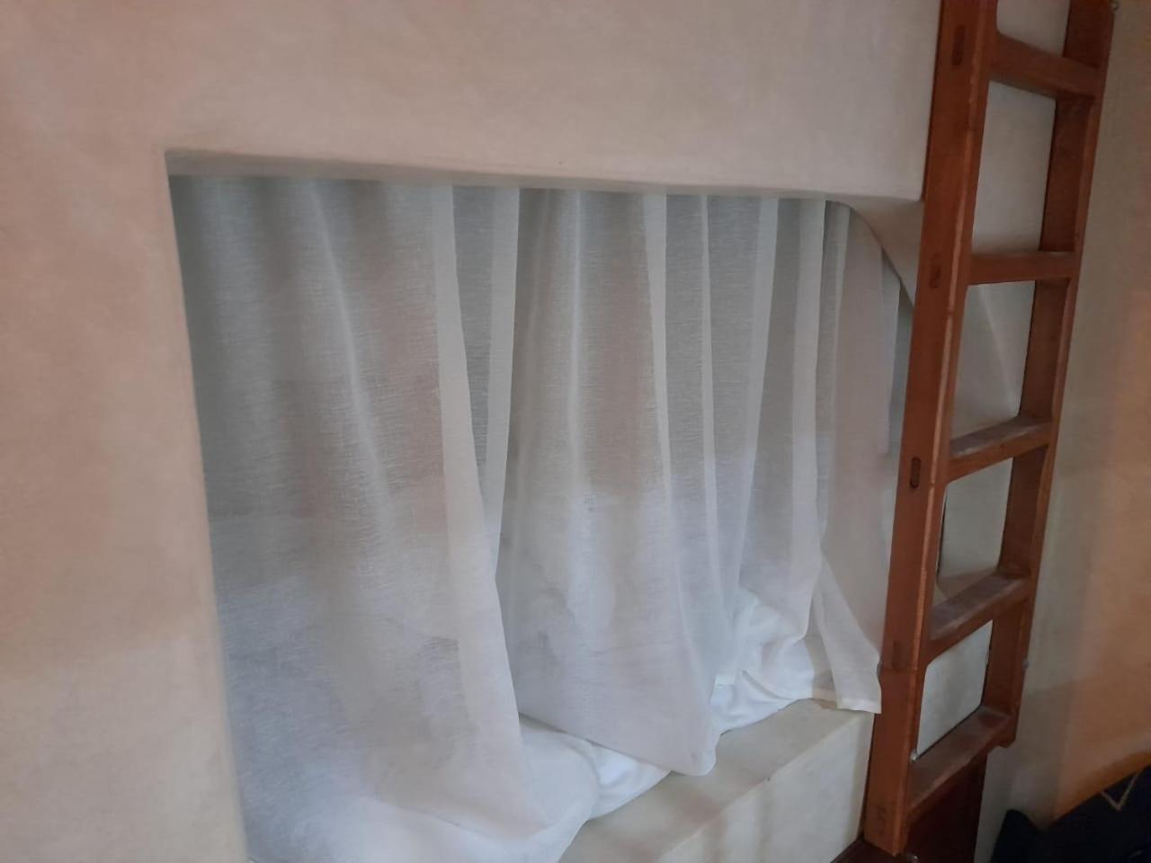 Private Room In Apartment Tov 타가주트 외부 사진