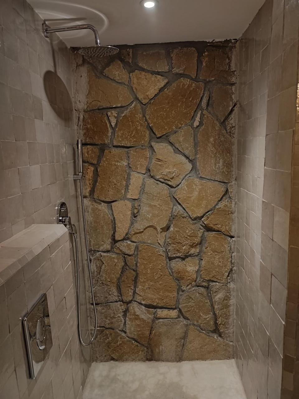 Private Room In Apartment Tov 타가주트 외부 사진