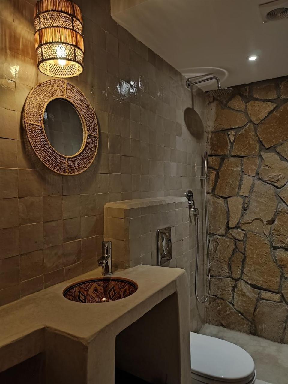 Private Room In Apartment Tov 타가주트 외부 사진